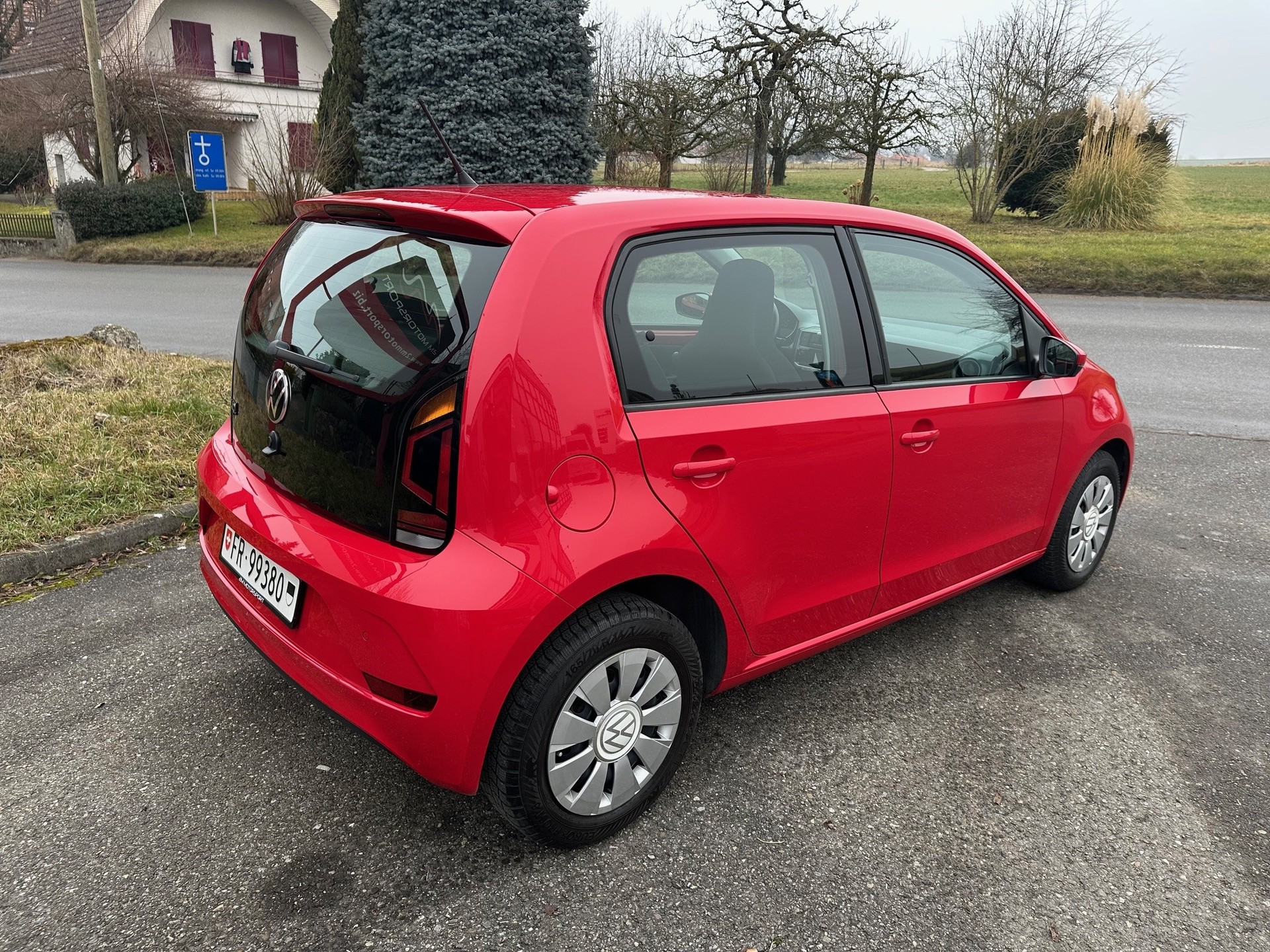 VW Up 1.0 MPI move up-image-3