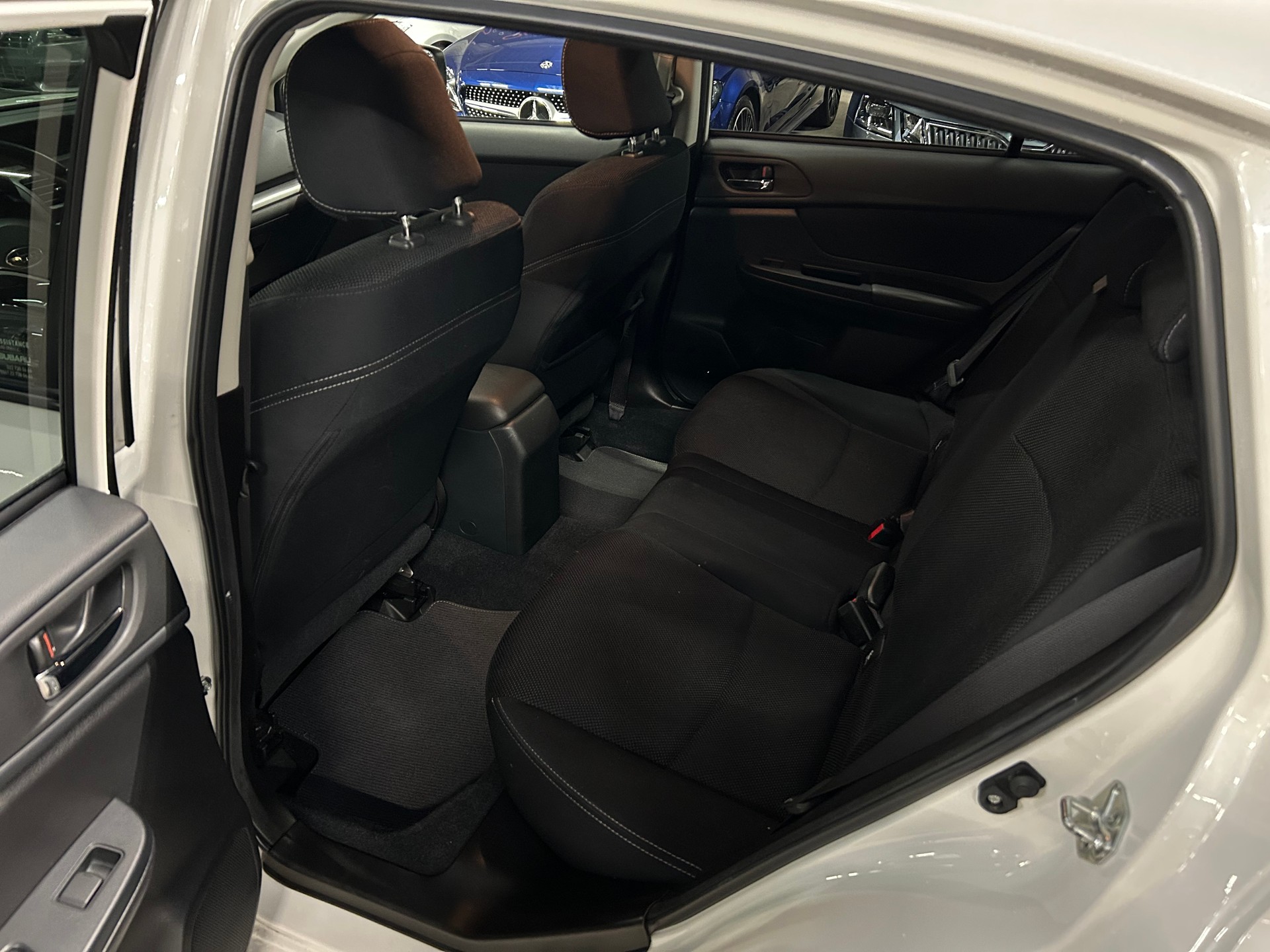 SUBARU XV 2.0 Swiss Two AWD CVT-image-10