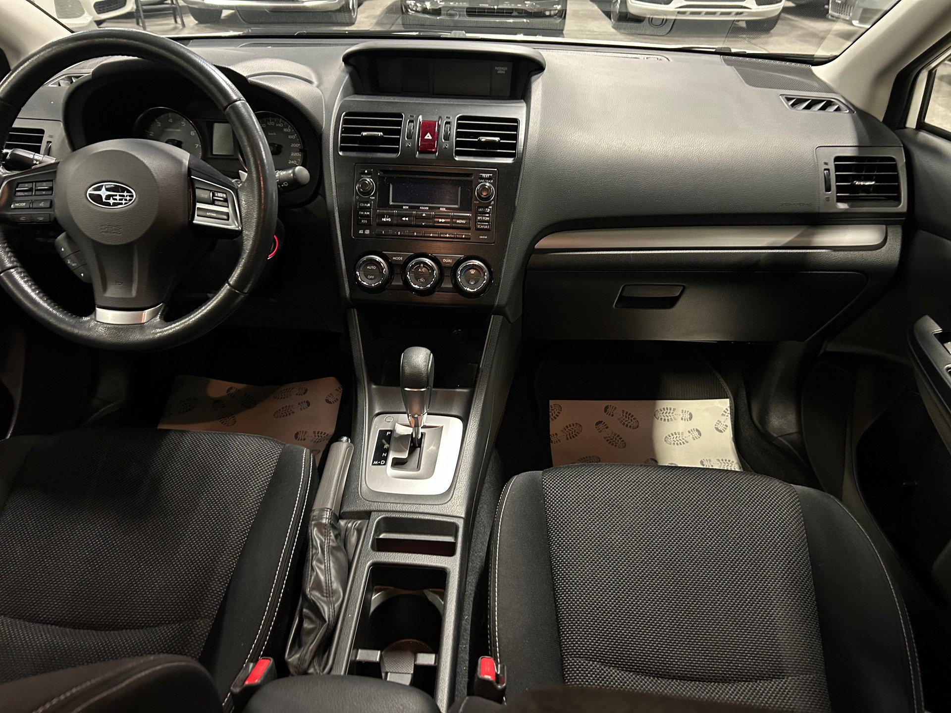 SUBARU XV 2.0 Swiss Two AWD CVT-image-12