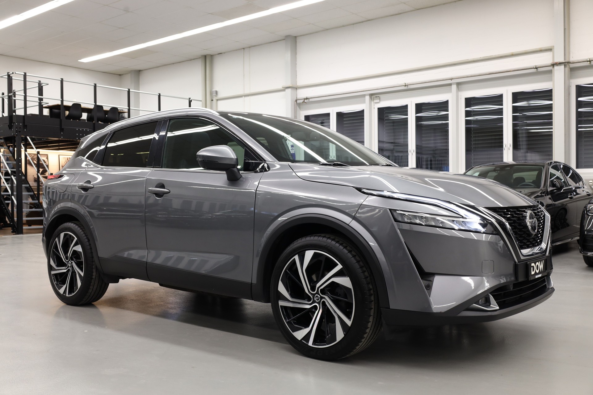 NISSAN Qashqai 1.3 DIG-T Tekna+ 4x4-image-1