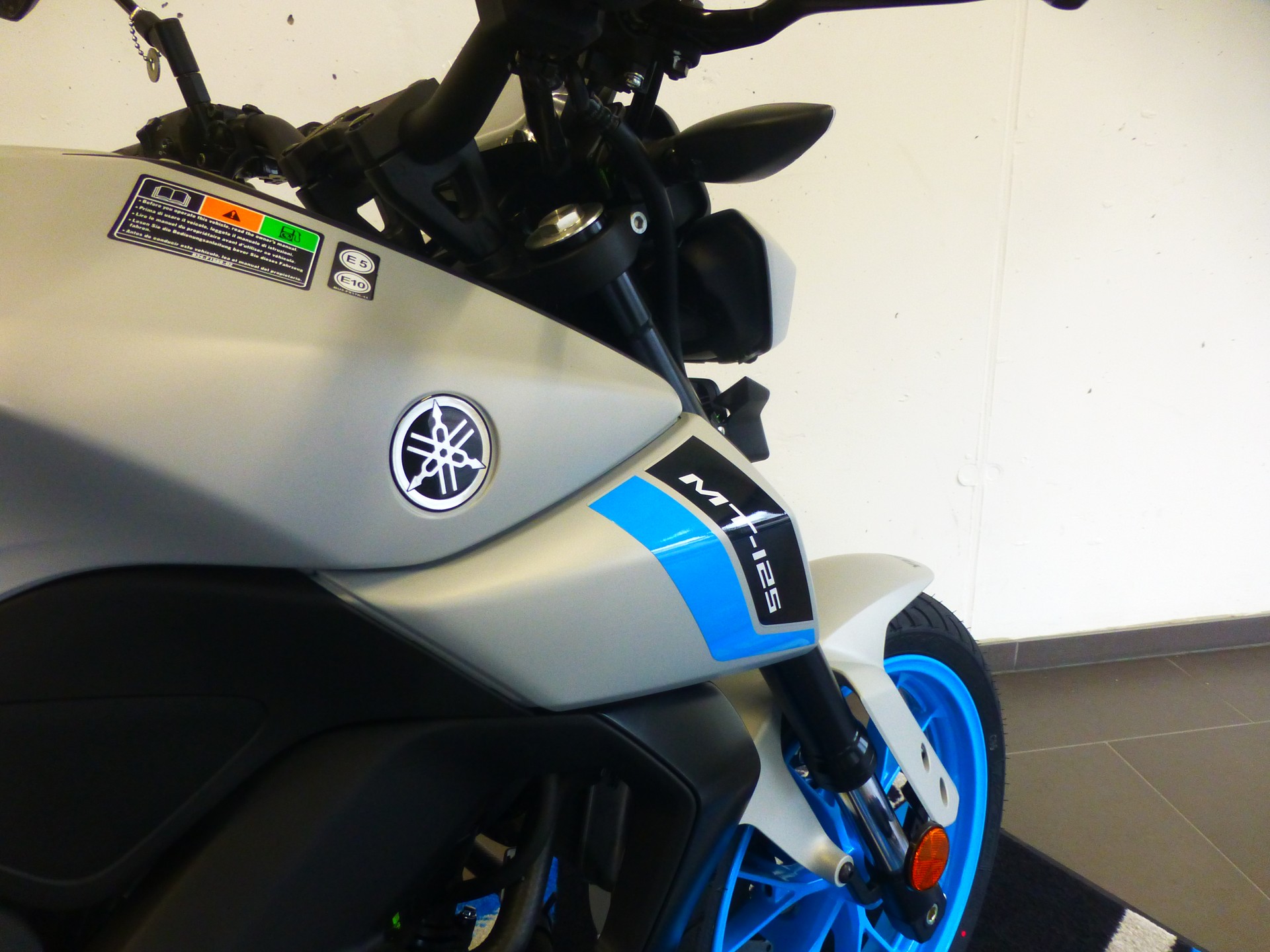 YAMAHA MT-125 ABS-image-15