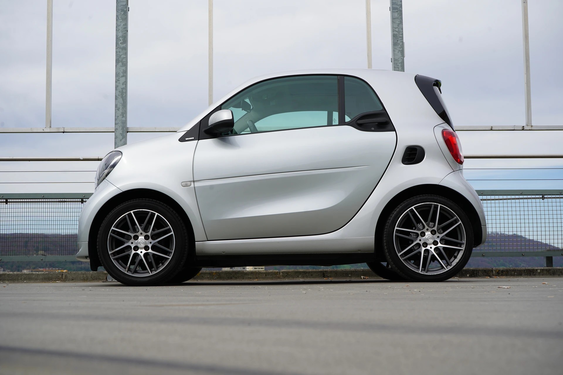 SMART FORTWO BRABUS TWINMATIC l 109 PS-image-3