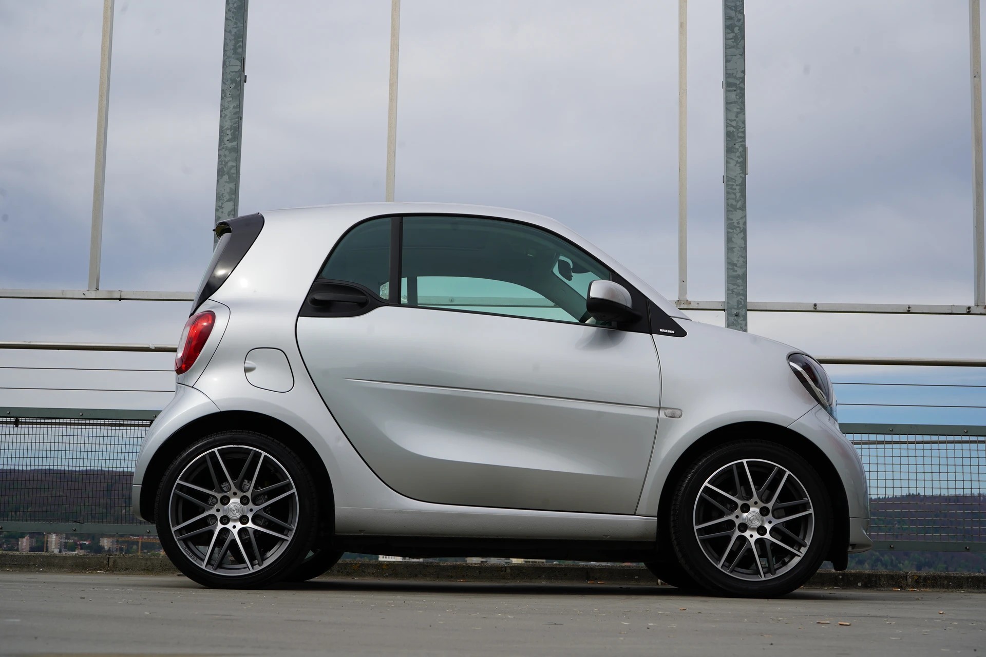 SMART FORTWO BRABUS TWINMATIC l 109 PS-image-0