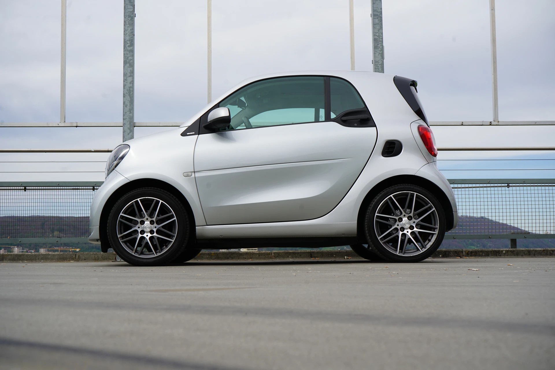 SMART FORTWO BRABUS TWINMATIC l 109 PS-image-1