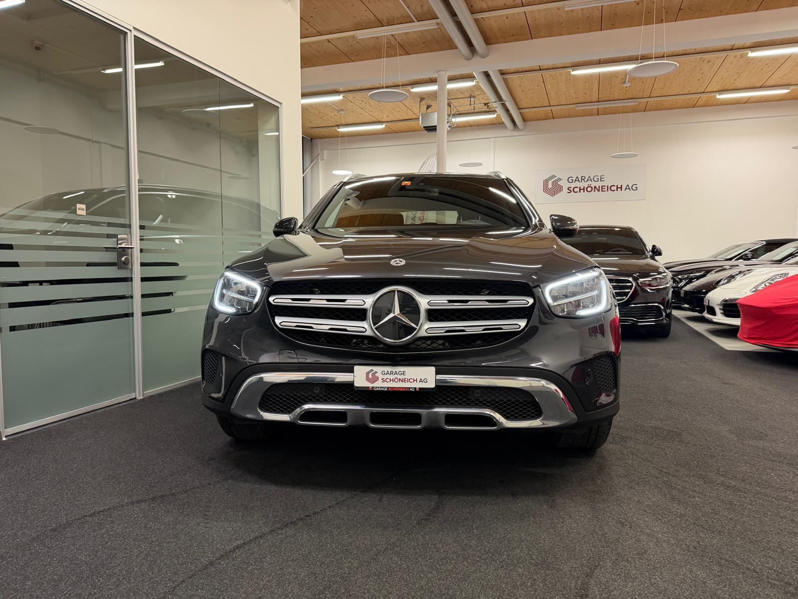 MERCEDES-BENZ GLC 220 d 4m-image-1