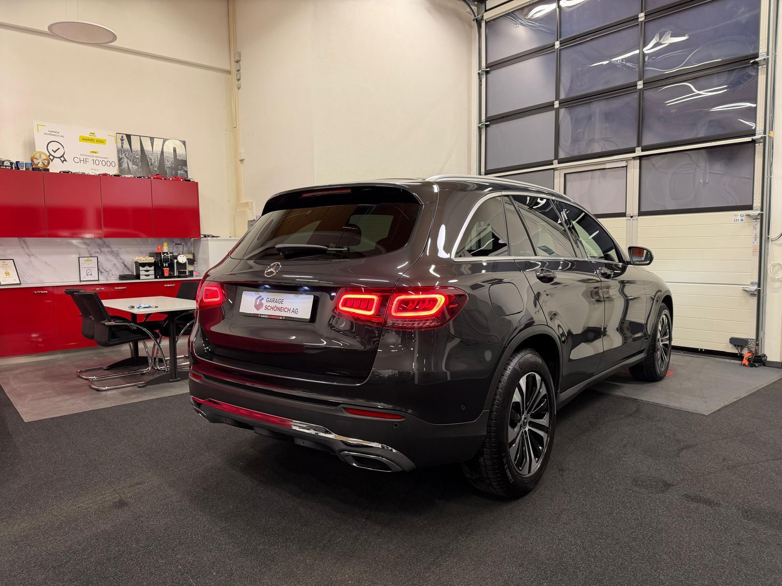 MERCEDES-BENZ GLC 220 d 4m-image-4