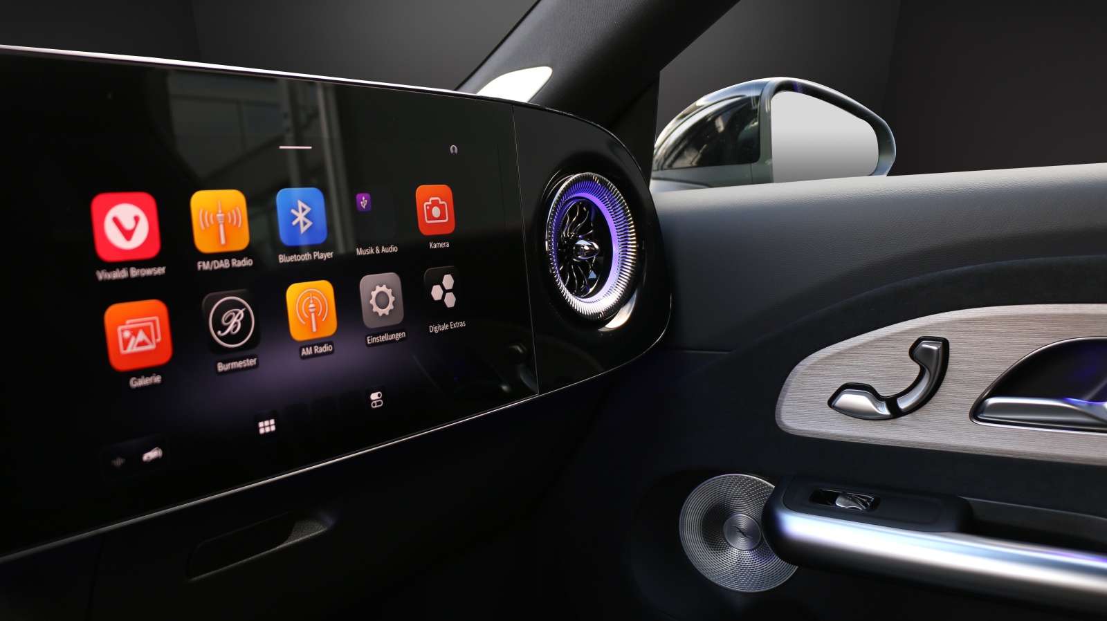 MERCEDES-BENZ CLA 220 4Matic (NEW)-image-7