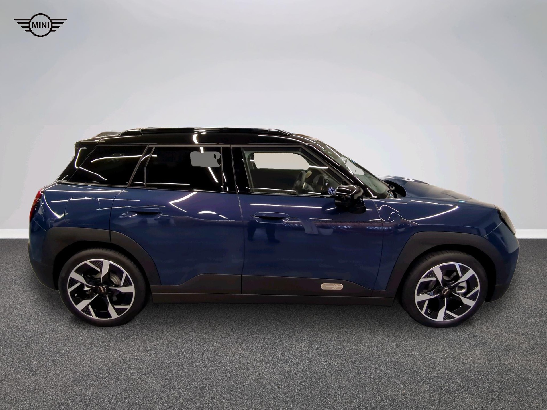 MINI Aceman SE-image-1