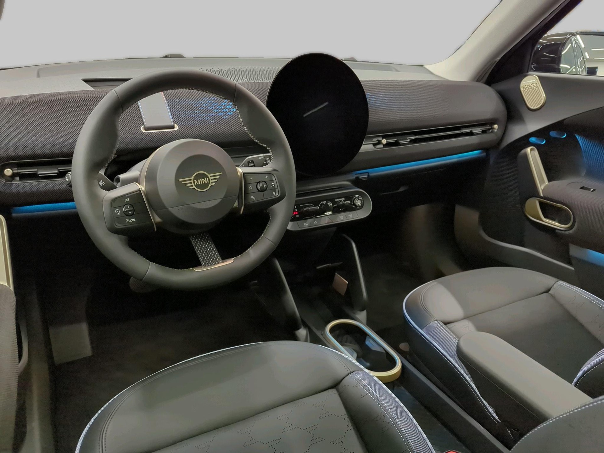 MINI Aceman SE-image-10