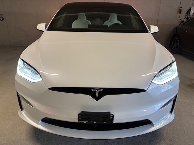 TESLA Model X 100kWh Palladium Long Range AWD-image-1