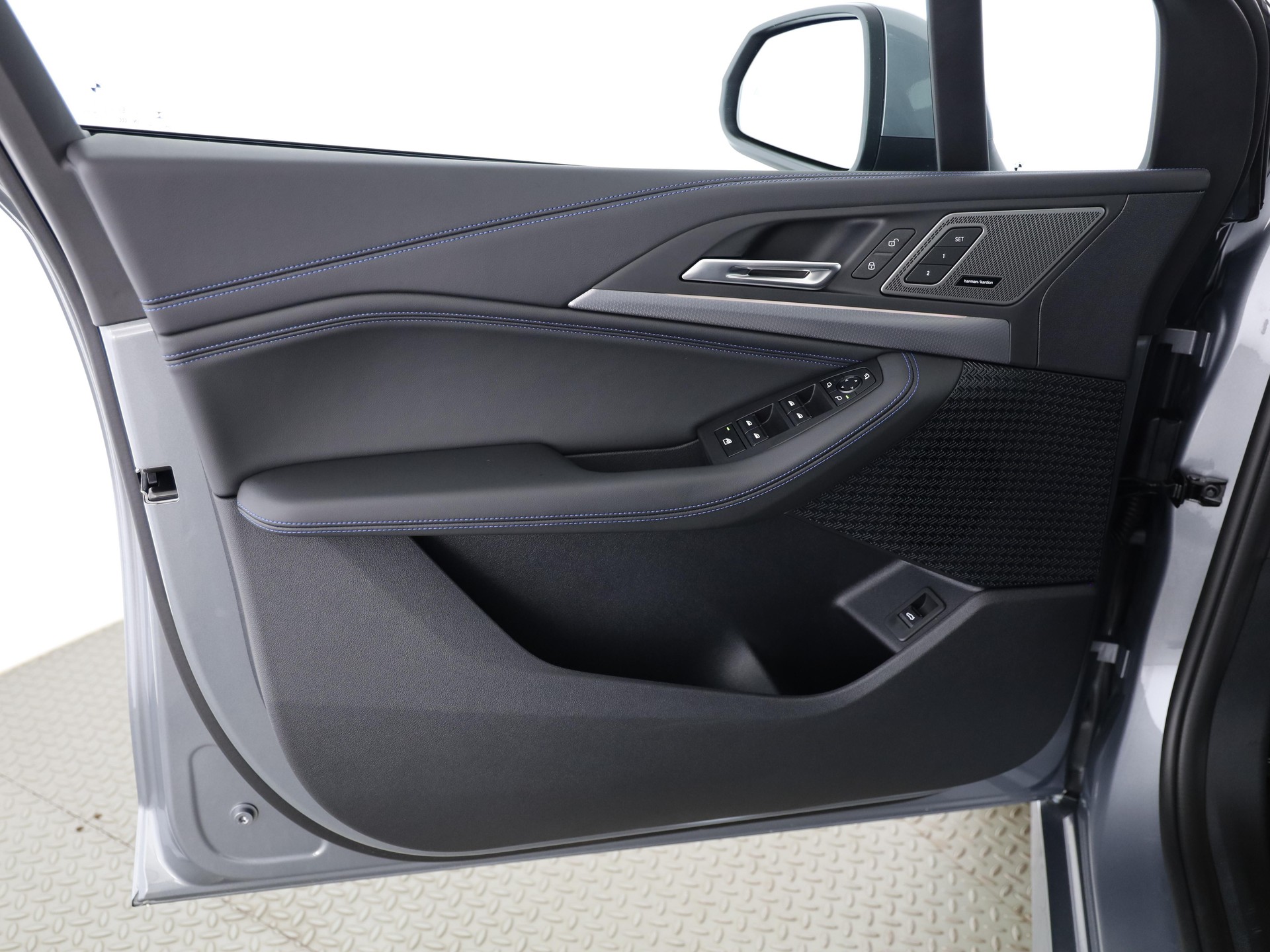 BMW 223i xDrive SDKG Active Tourer-image-9
