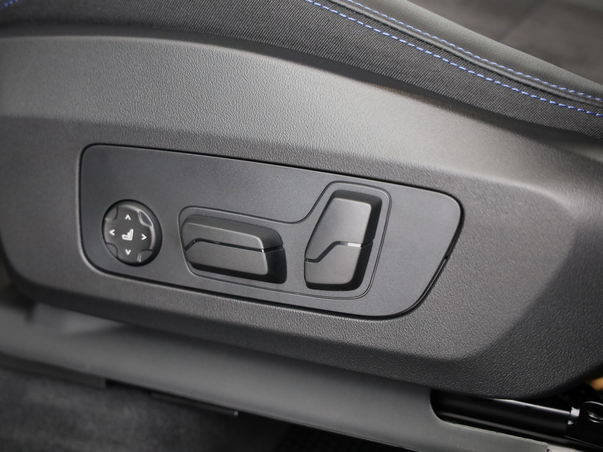 BMW 223i xDrive SDKG Active Tourer-image-19