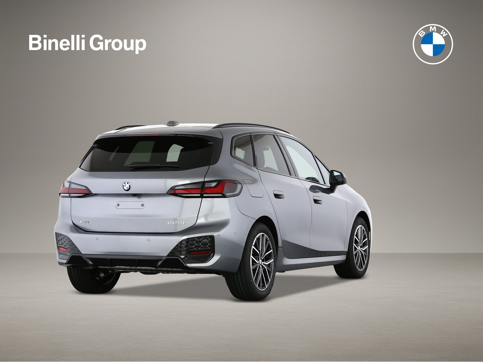 BMW 223i xDrive SDKG Active Tourer-image-2