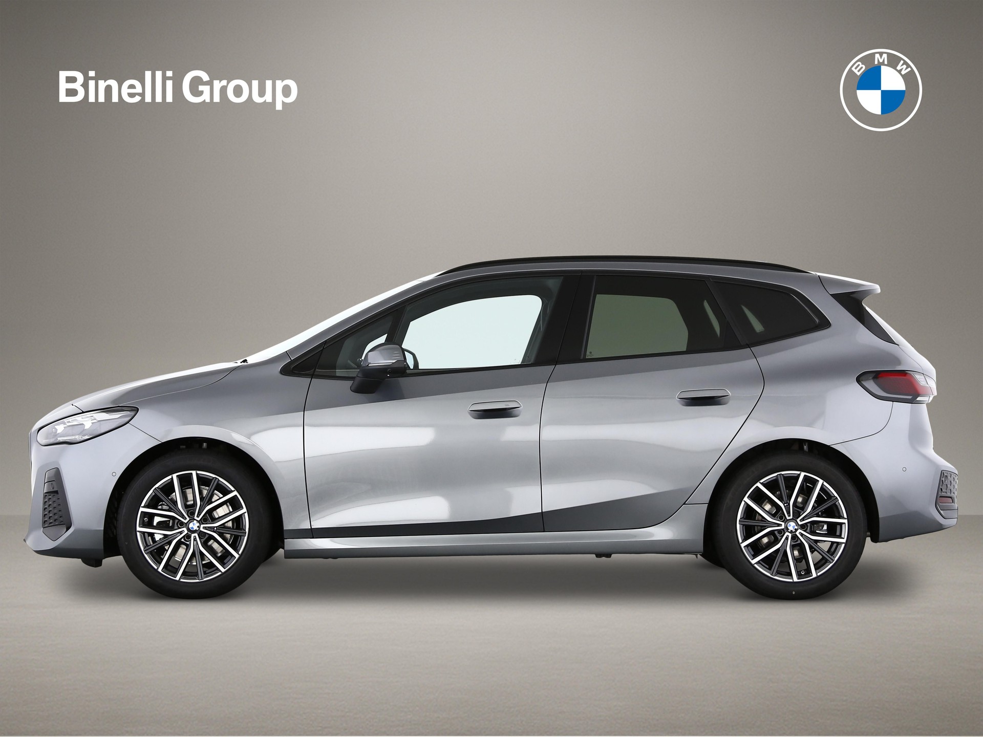 BMW 223i xDrive SDKG Active Tourer-image-3
