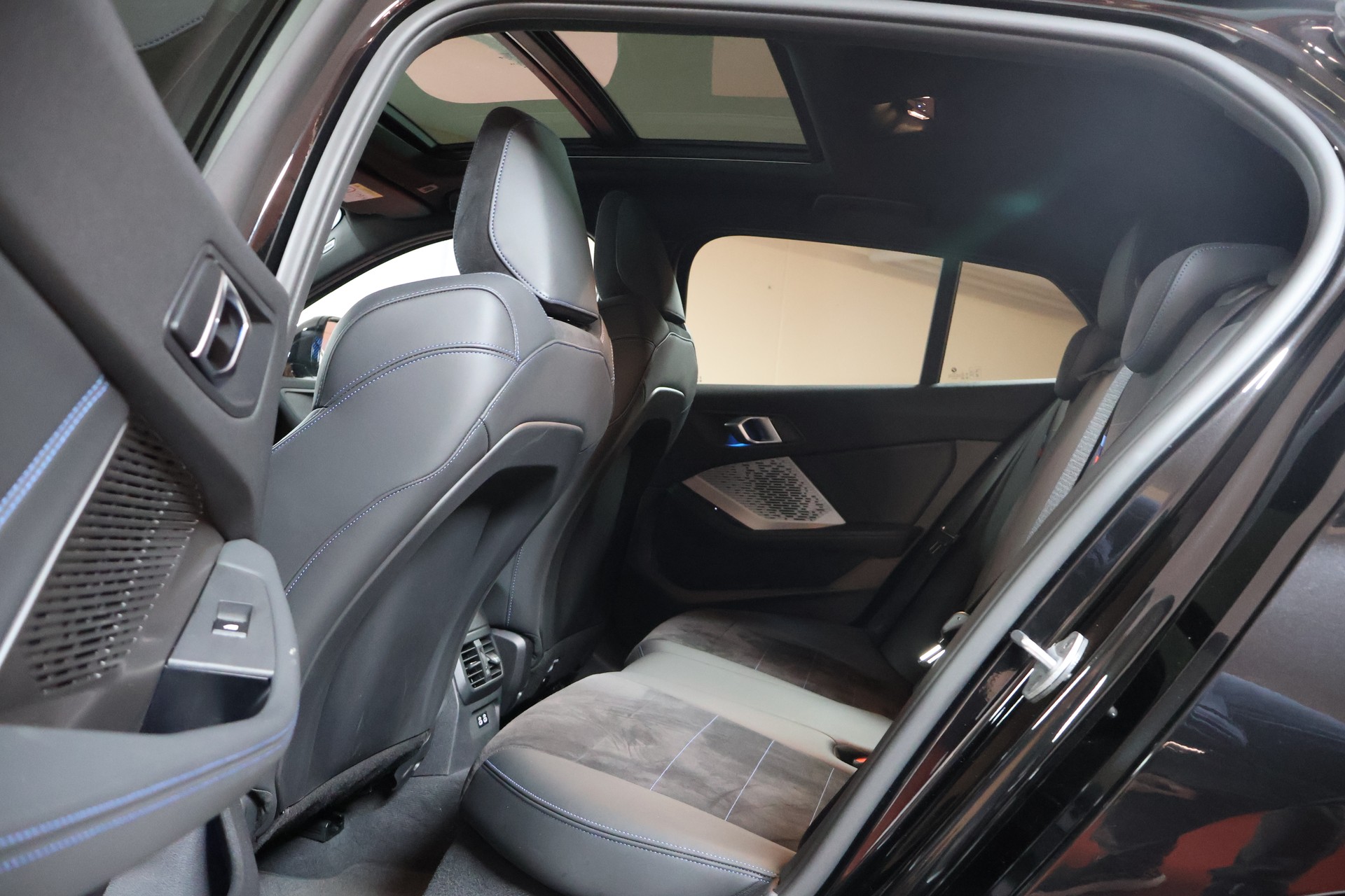 BMW 123 xDrive M Sport Steptronic-image-14