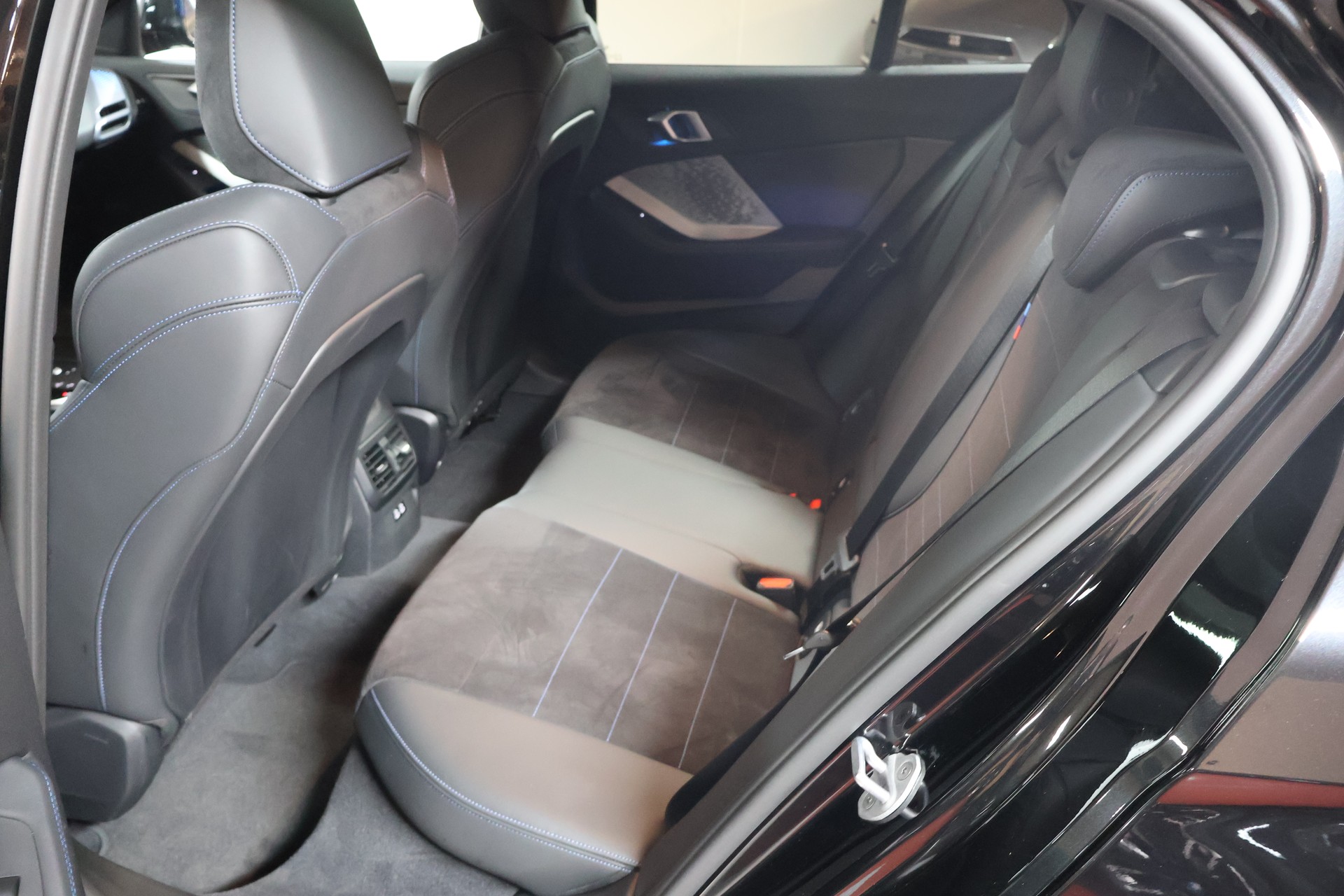 BMW 123 xDrive M Sport Steptronic-image-15