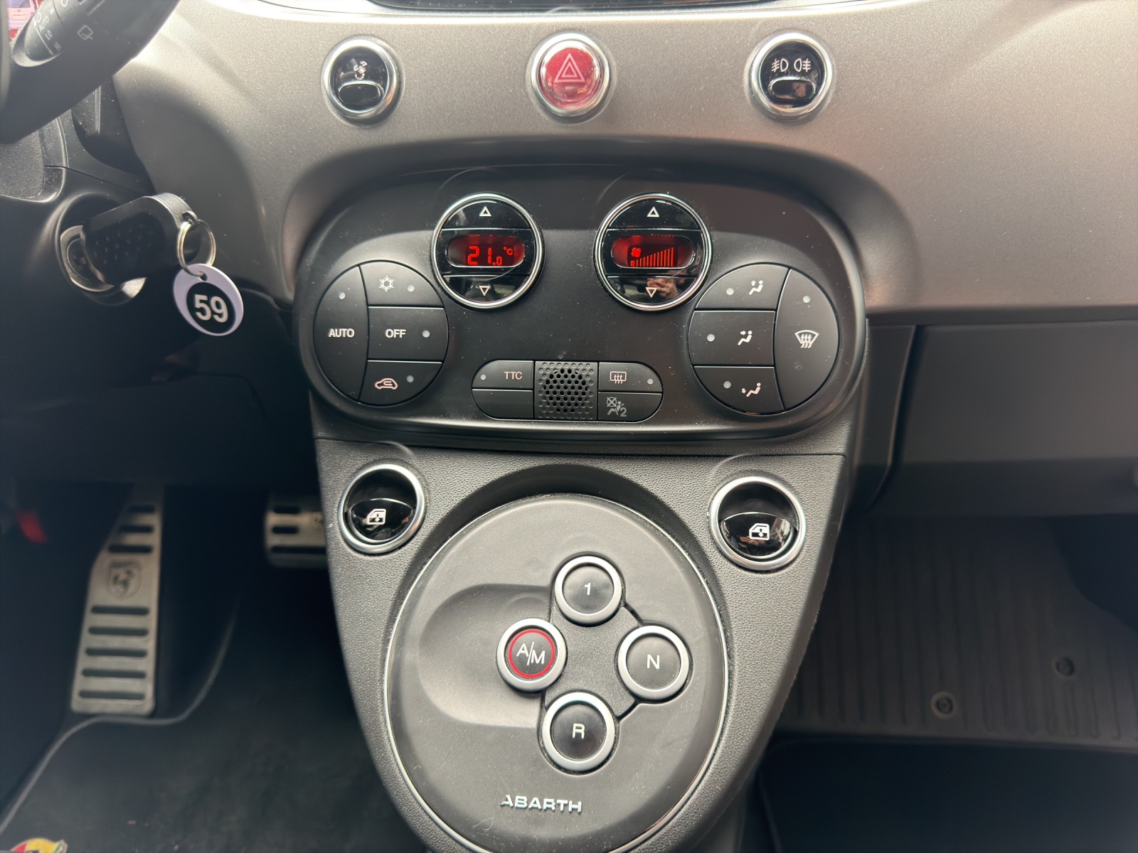 FIAT 595 Abarth 1.4 T-Jet 165 Premium-image-12