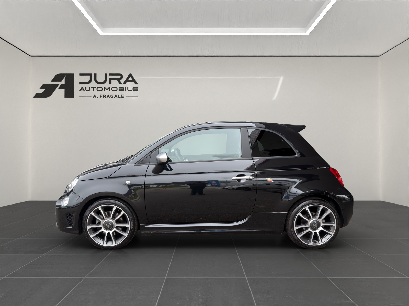 FIAT 595 Abarth 1.4 T-Jet 165 Premium-image-3