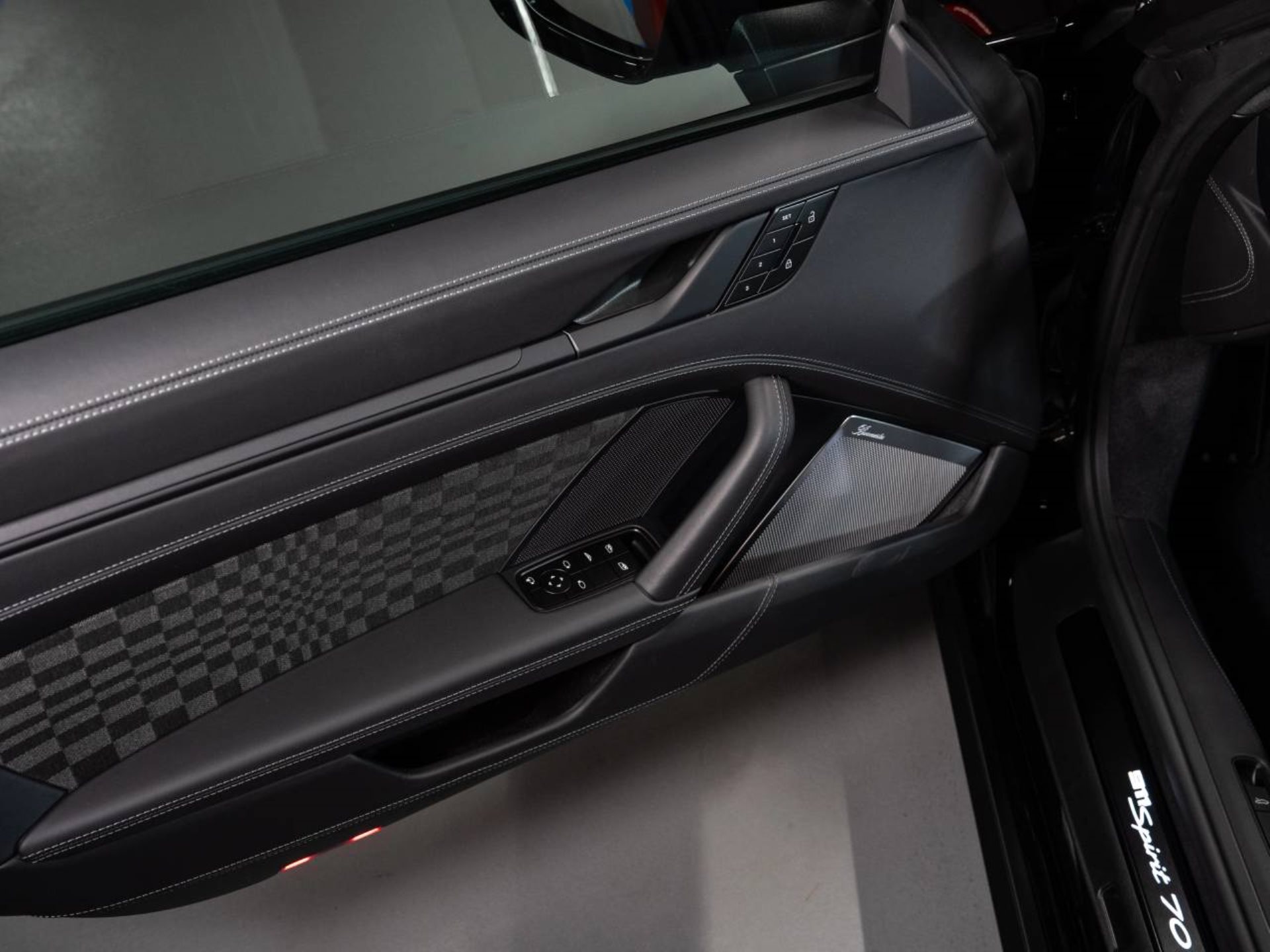 PORSCHE 911 Spirit 70-image-20