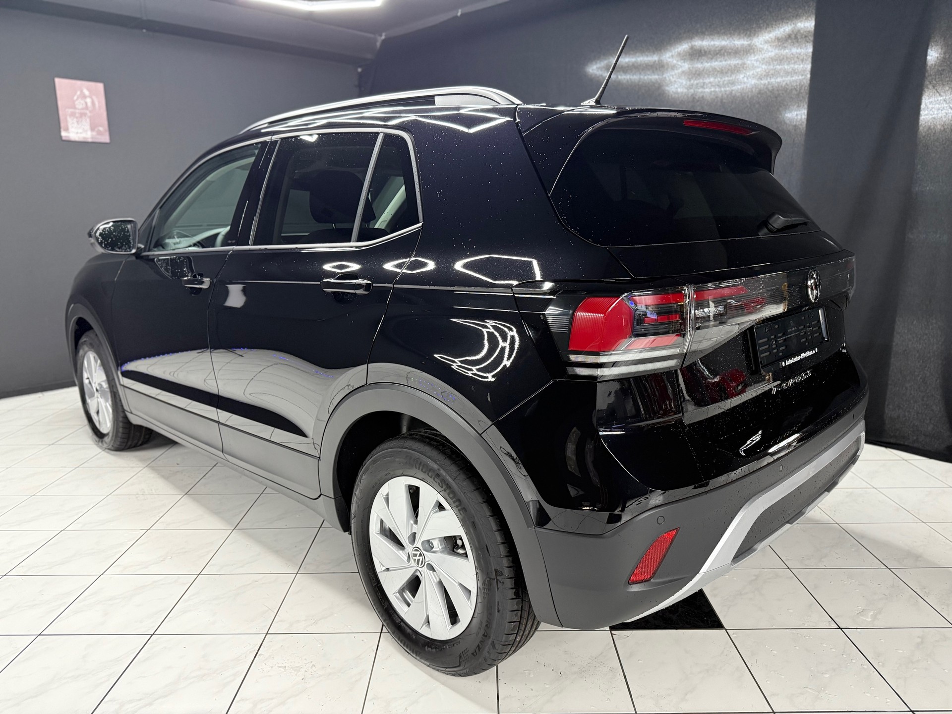 VW T-Cross 1.0 TSI Life DSG-image-6