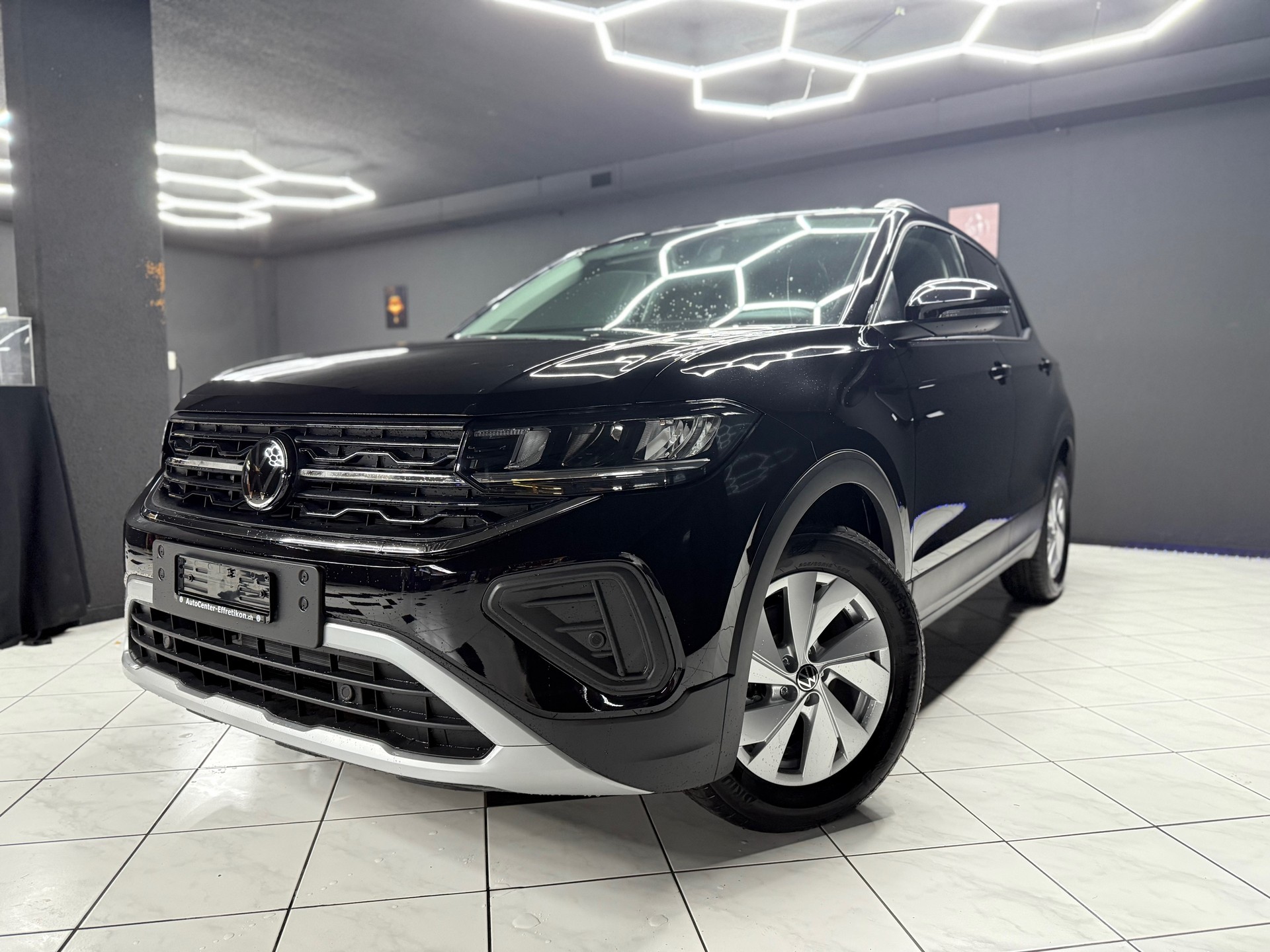 VW T-Cross 1.0 TSI Life DSG-image-1