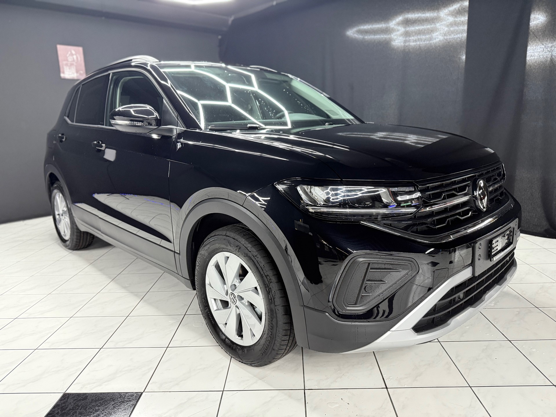 VW T-Cross 1.0 TSI Life DSG-image-3
