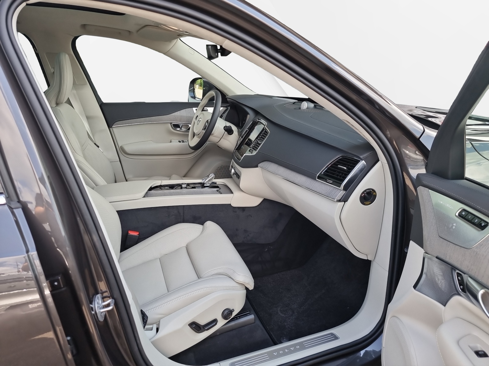 VOLVO XC90 2.0 T8 TE Ultimate Bright 7P. eAWD-image-7