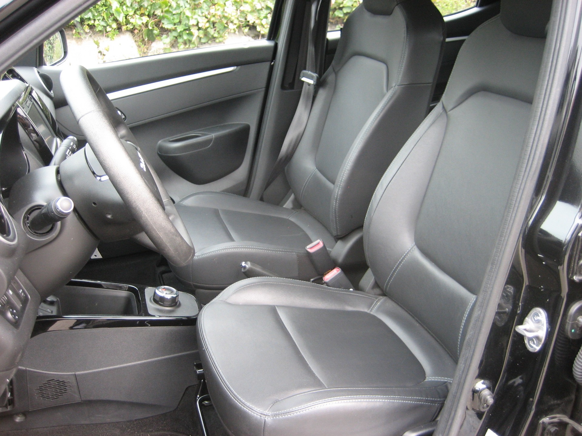 DACIA Spring 27 kWh Expression-image-5