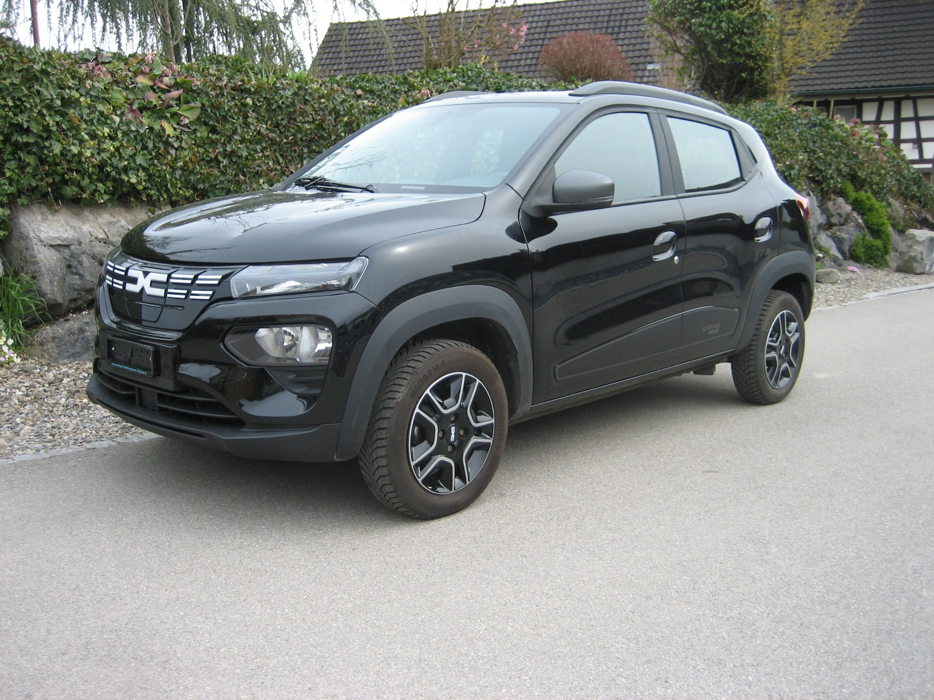 DACIA Spring 27 kWh Expression-image-0
