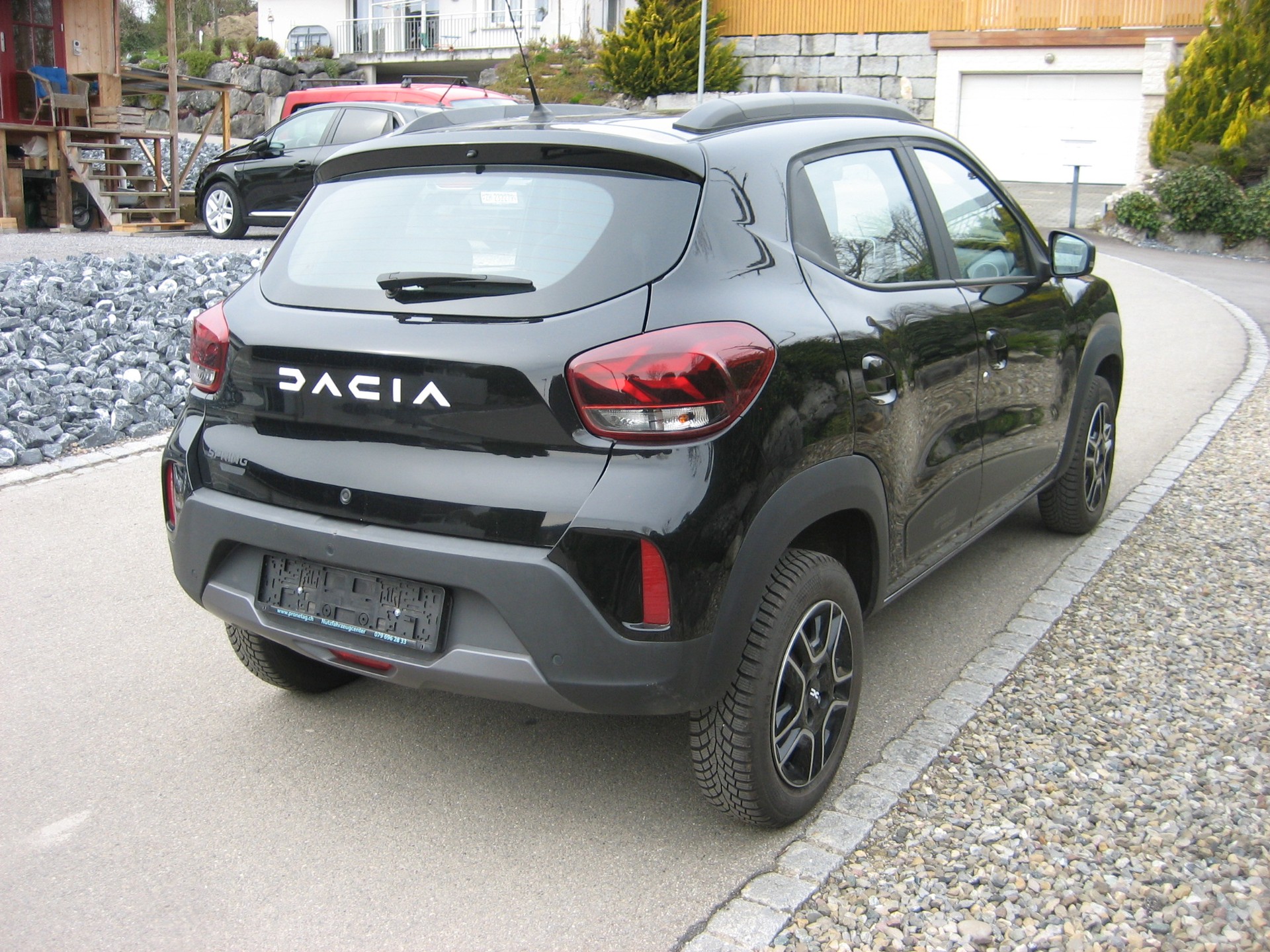 DACIA Spring 27 kWh Expression-image-1