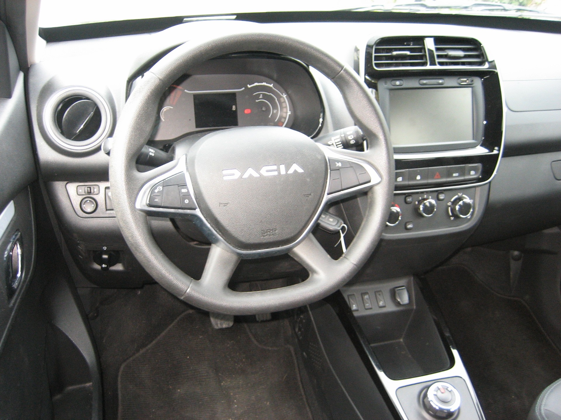 DACIA Spring 27 kWh Expression-image-4