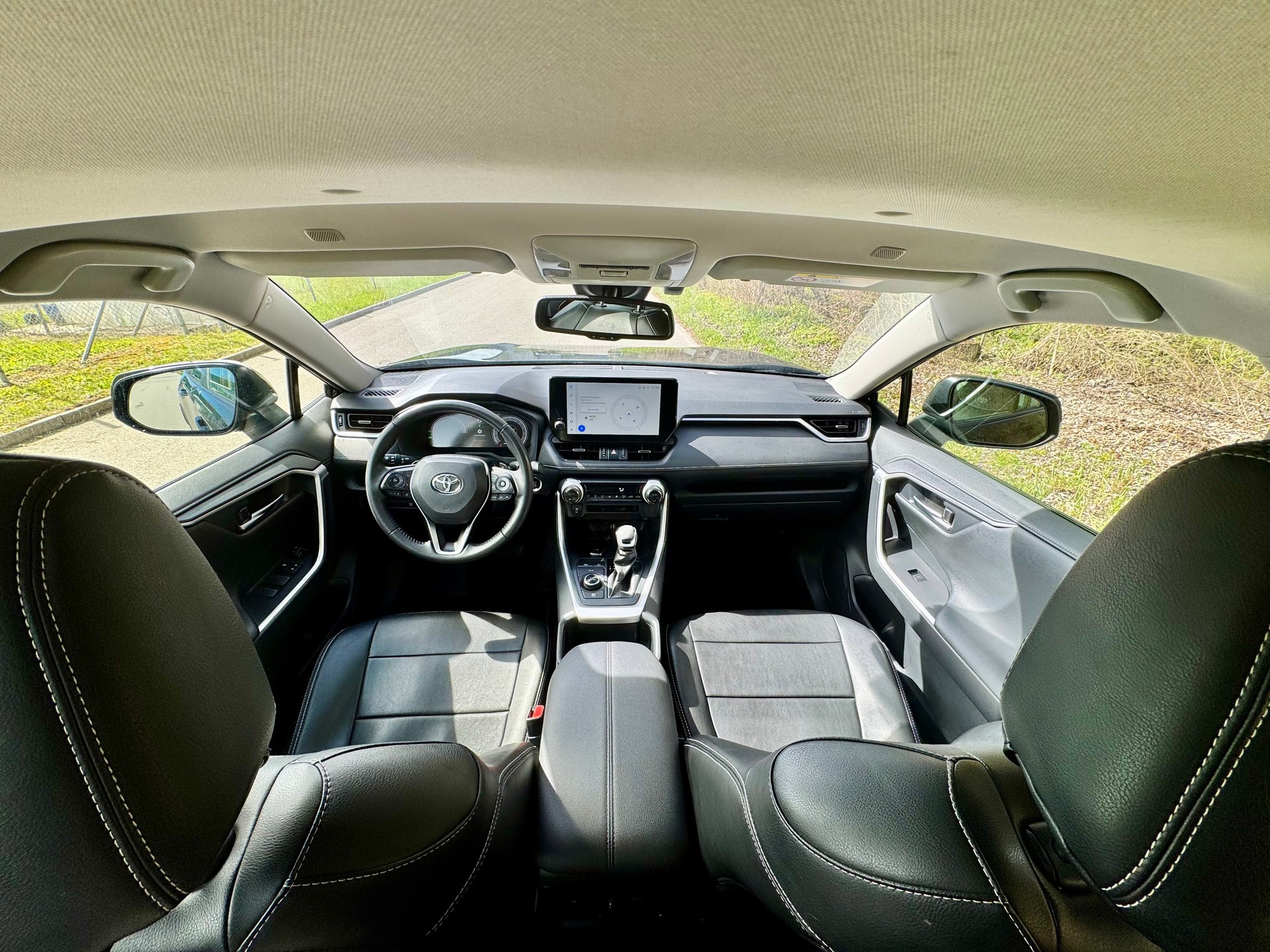 TOYOTA RAV-4 2.5 HSD Comfort e-CVT 4WD-image-6