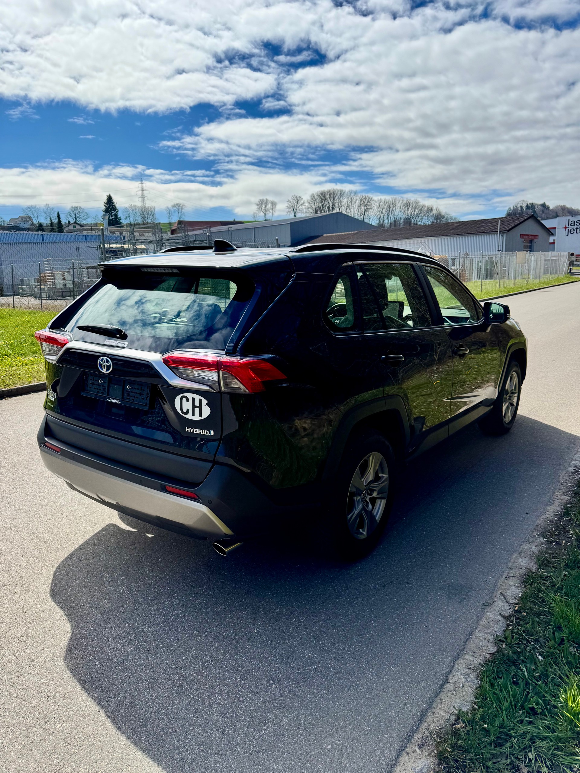 TOYOTA RAV-4 2.5 HSD Comfort e-CVT 4WD-image-3