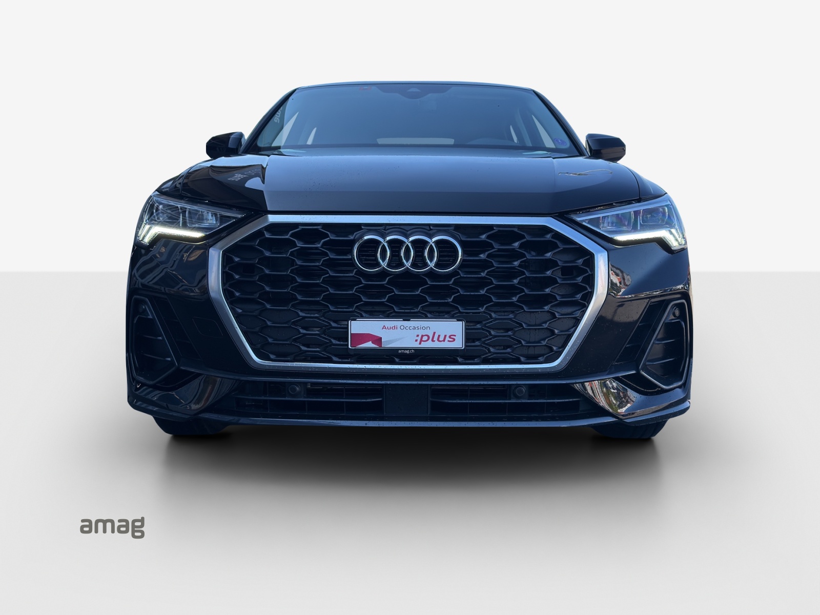 AUDI Q3 Sportback 35 TFSI Attraction S-tronic-image-6