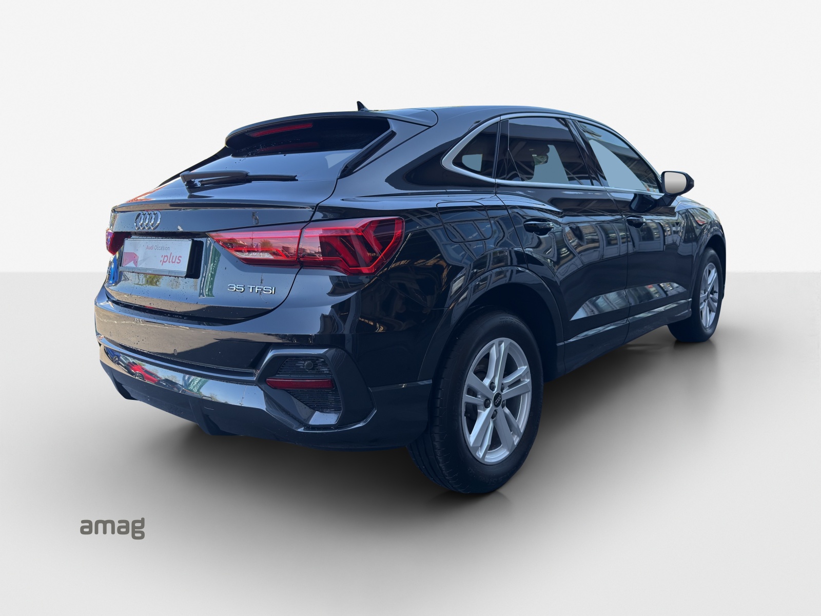 AUDI Q3 Sportback 35 TFSI Attraction S-tronic-image-4