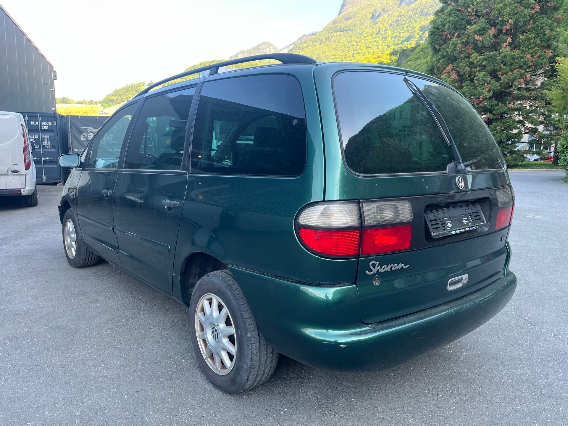 VW Sharan 2.8 VR6 Trendline-image-3