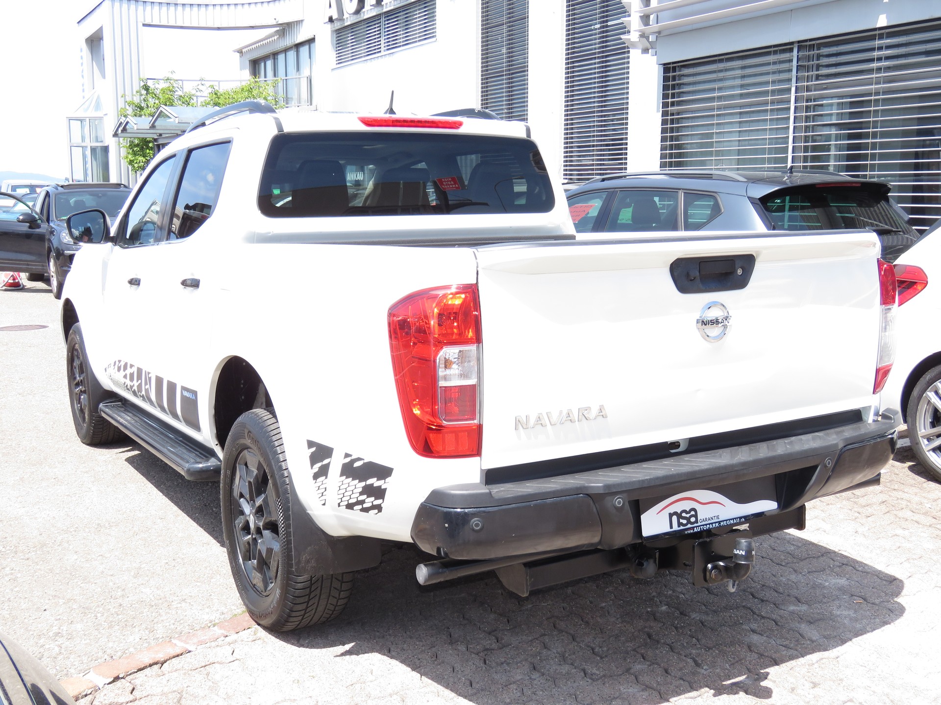 NISSAN Navara Double Cab Tekna 2.3 dCi 4WD-image-5