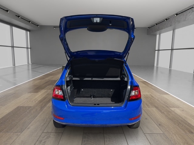 SKODA Fabia 1.0 MPI Active-image-22