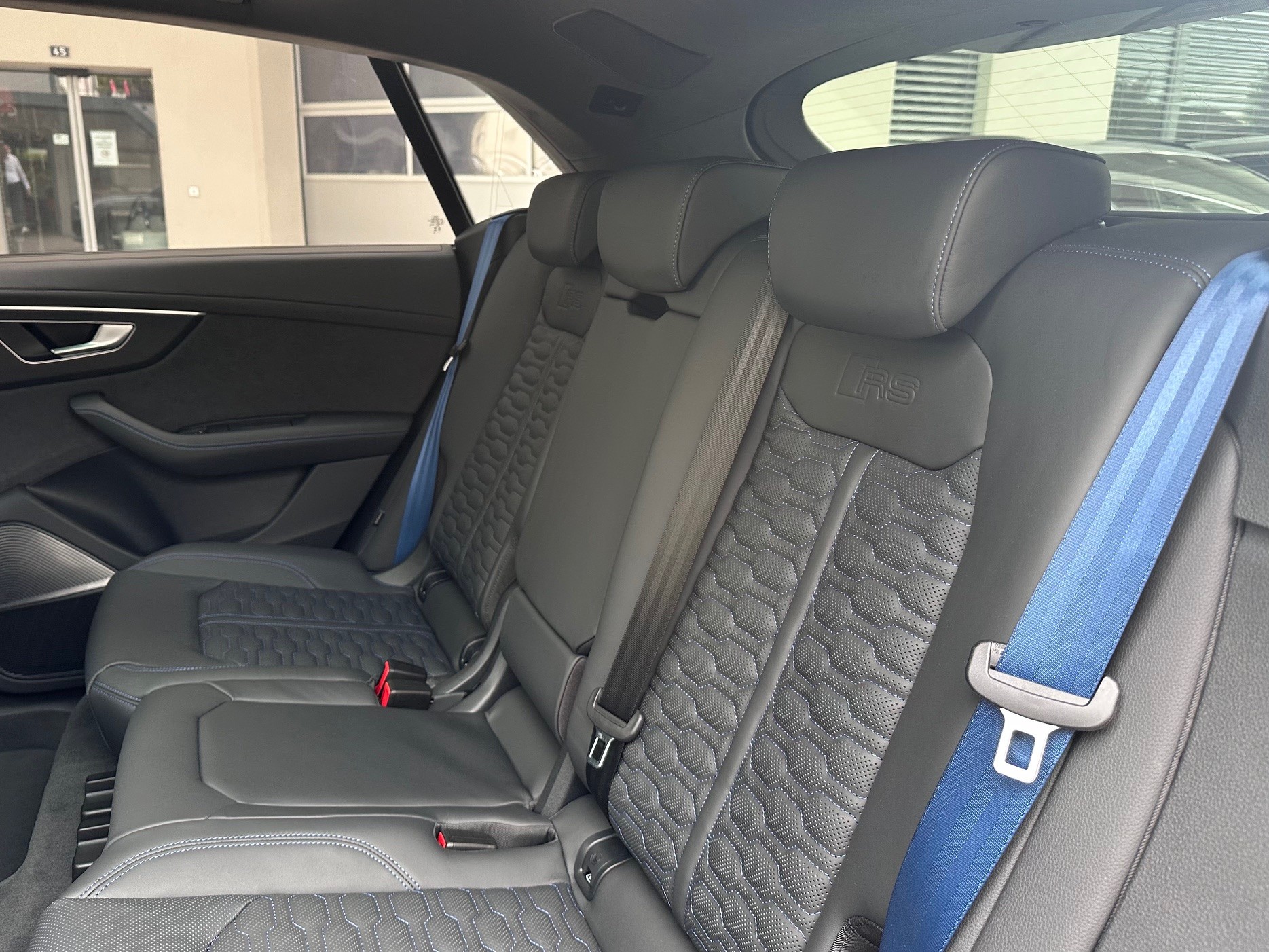 AUDI RSQ8 performance quattro-image-10