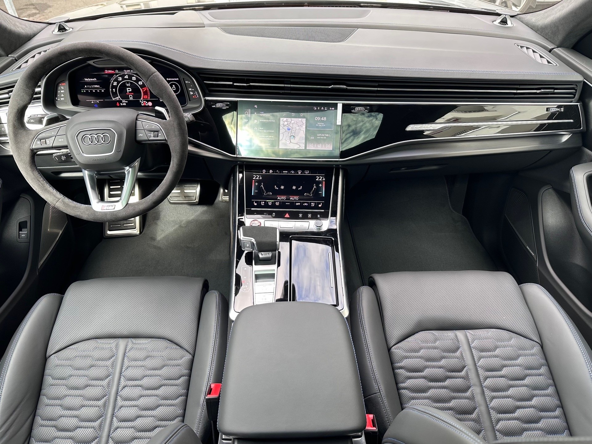 AUDI RSQ8 performance quattro-image-8