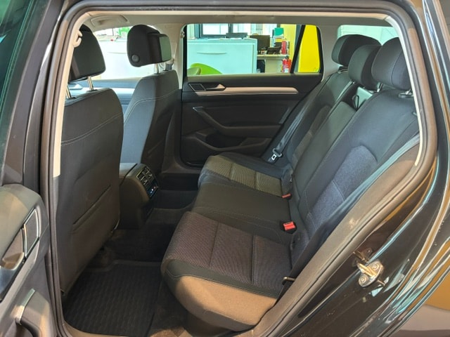 VW Passat Variant 1.4 TSI ACT BMT Comfortline DSG-image-11