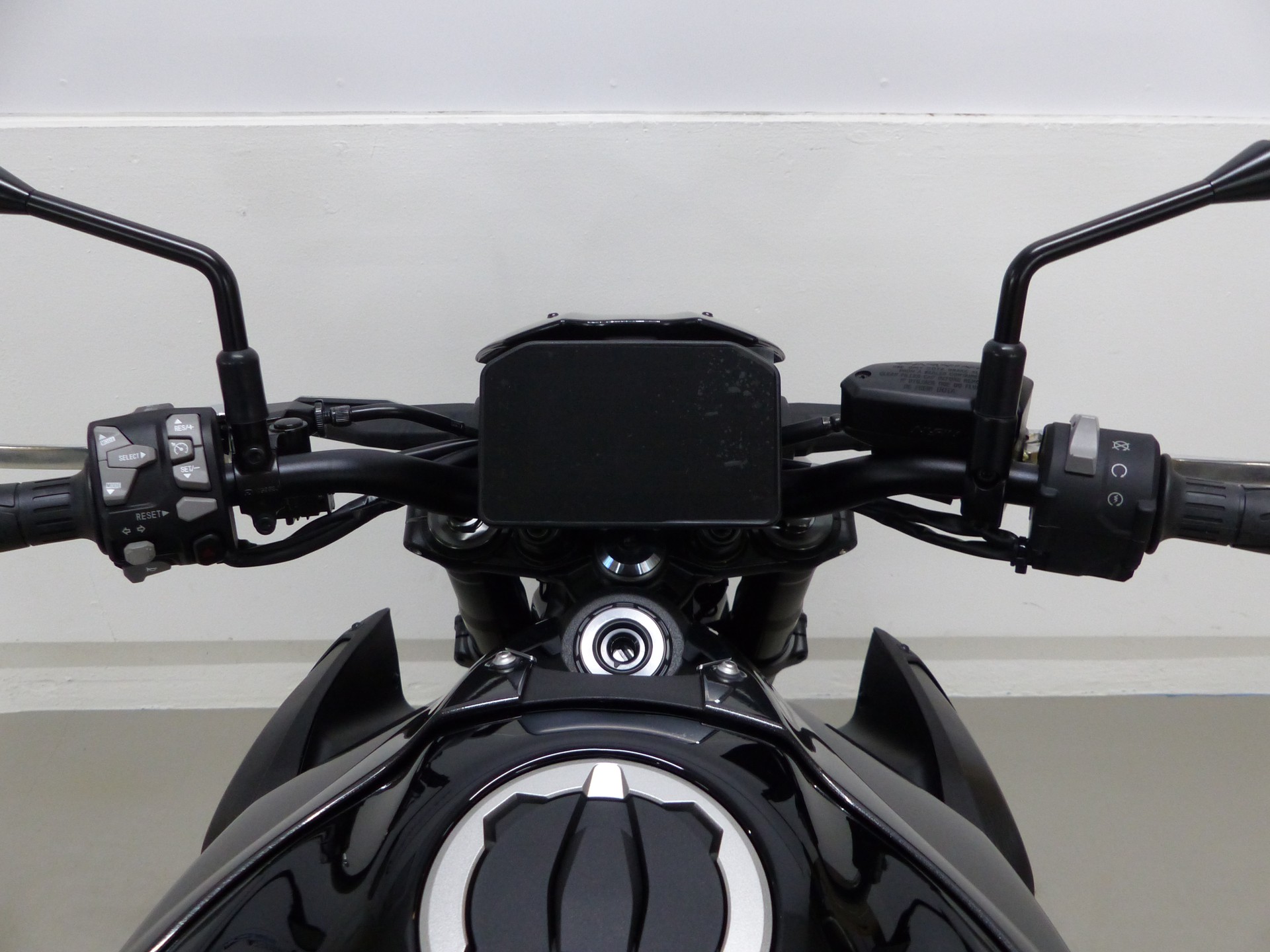 KAWASAKI Z 900 ABS MY26-image-9