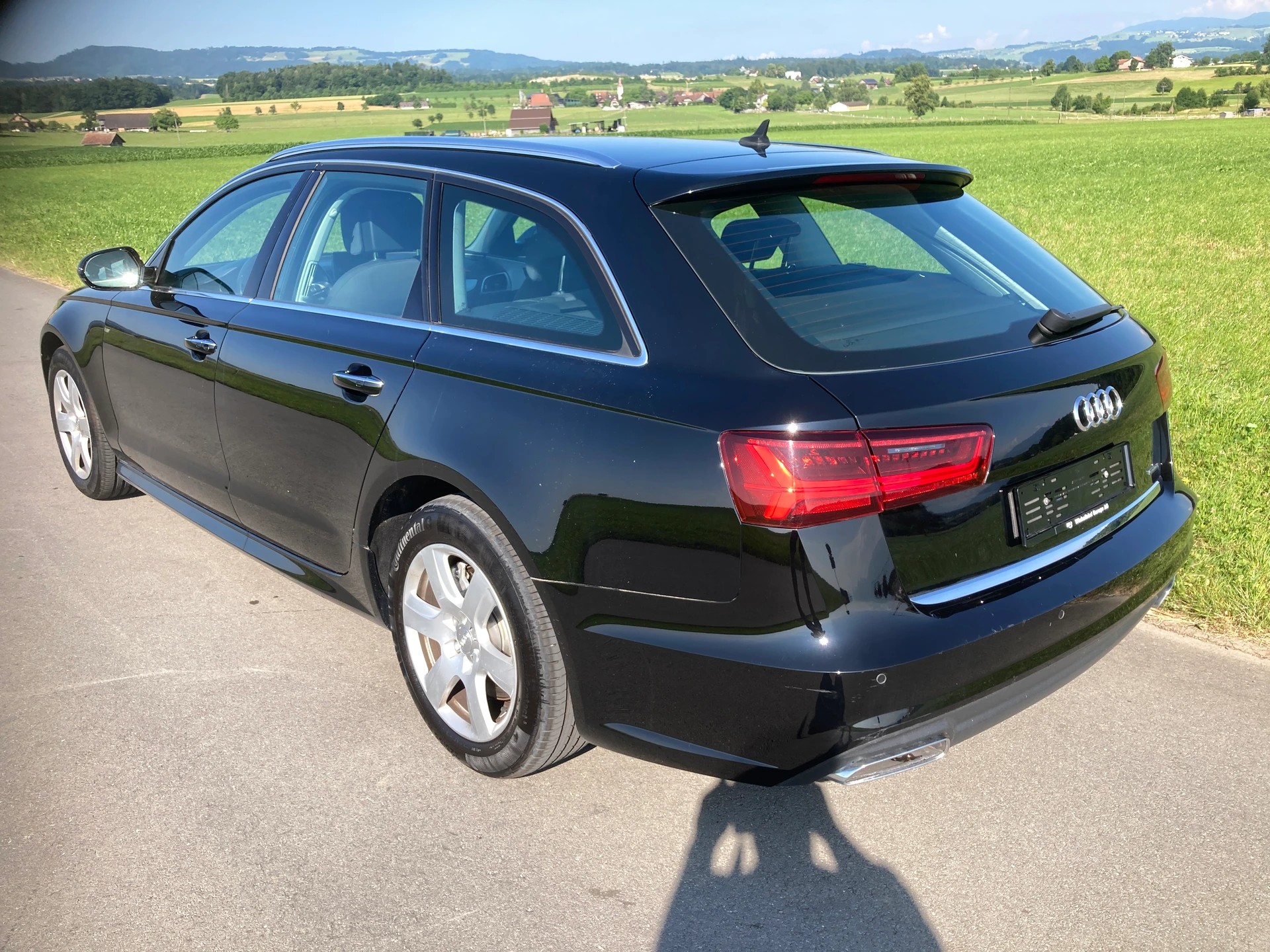 AUDI A6 Avant 3.0 TDI V6 Attraction quattro S-tronic-image-3