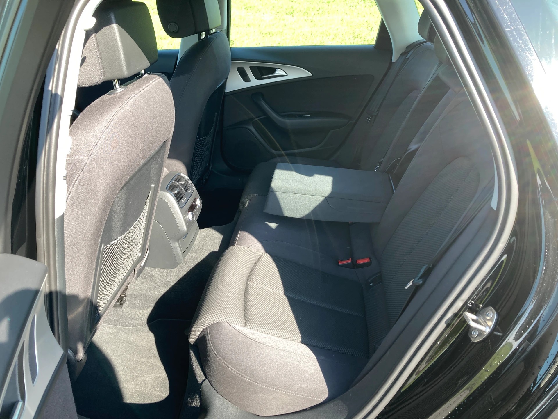 AUDI A6 Avant 3.0 TDI V6 Attraction quattro S-tronic-image-7