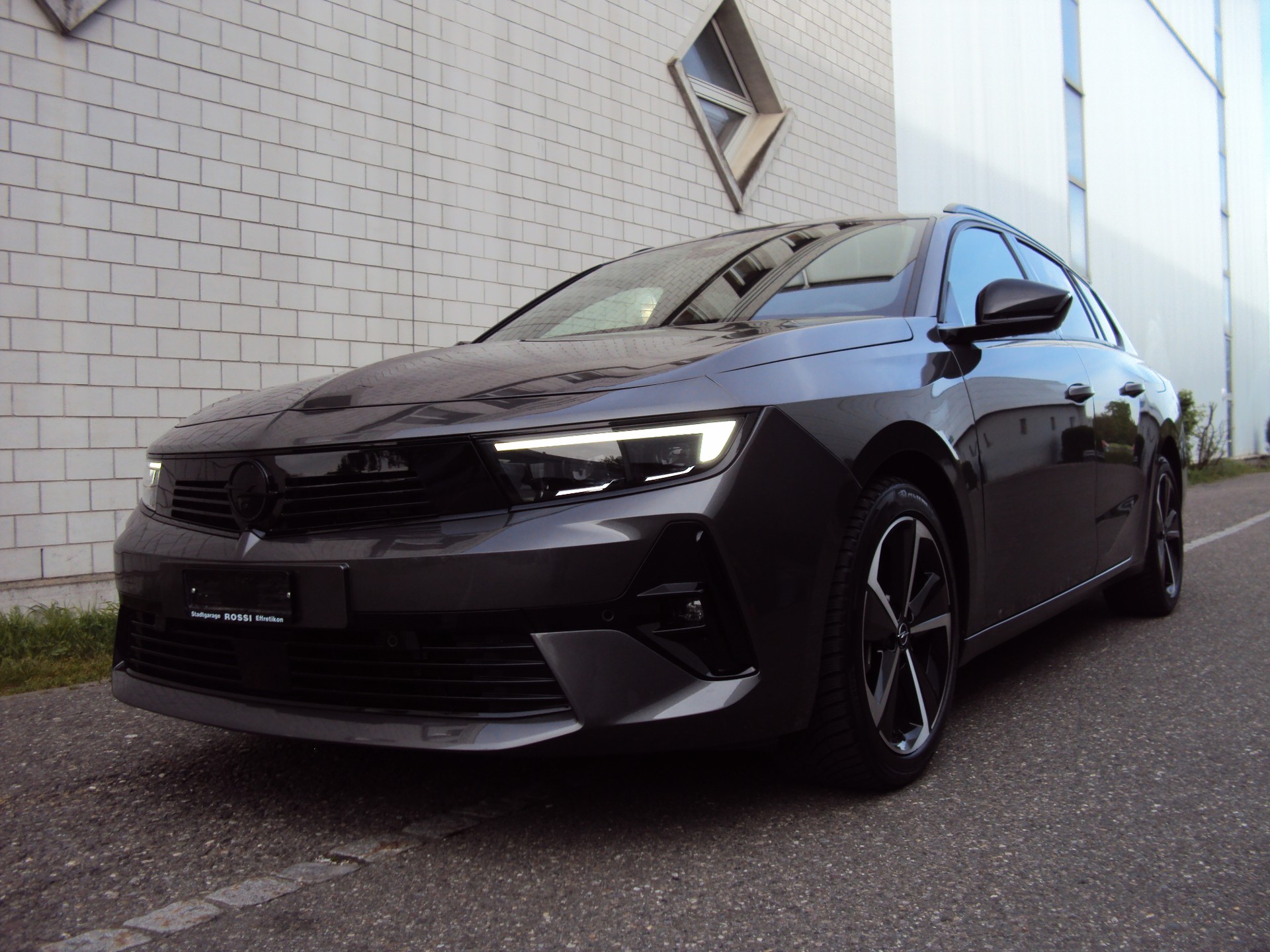 OPEL Astra Sports Tourer 1.6 PHEV Turbo GS A-image-1