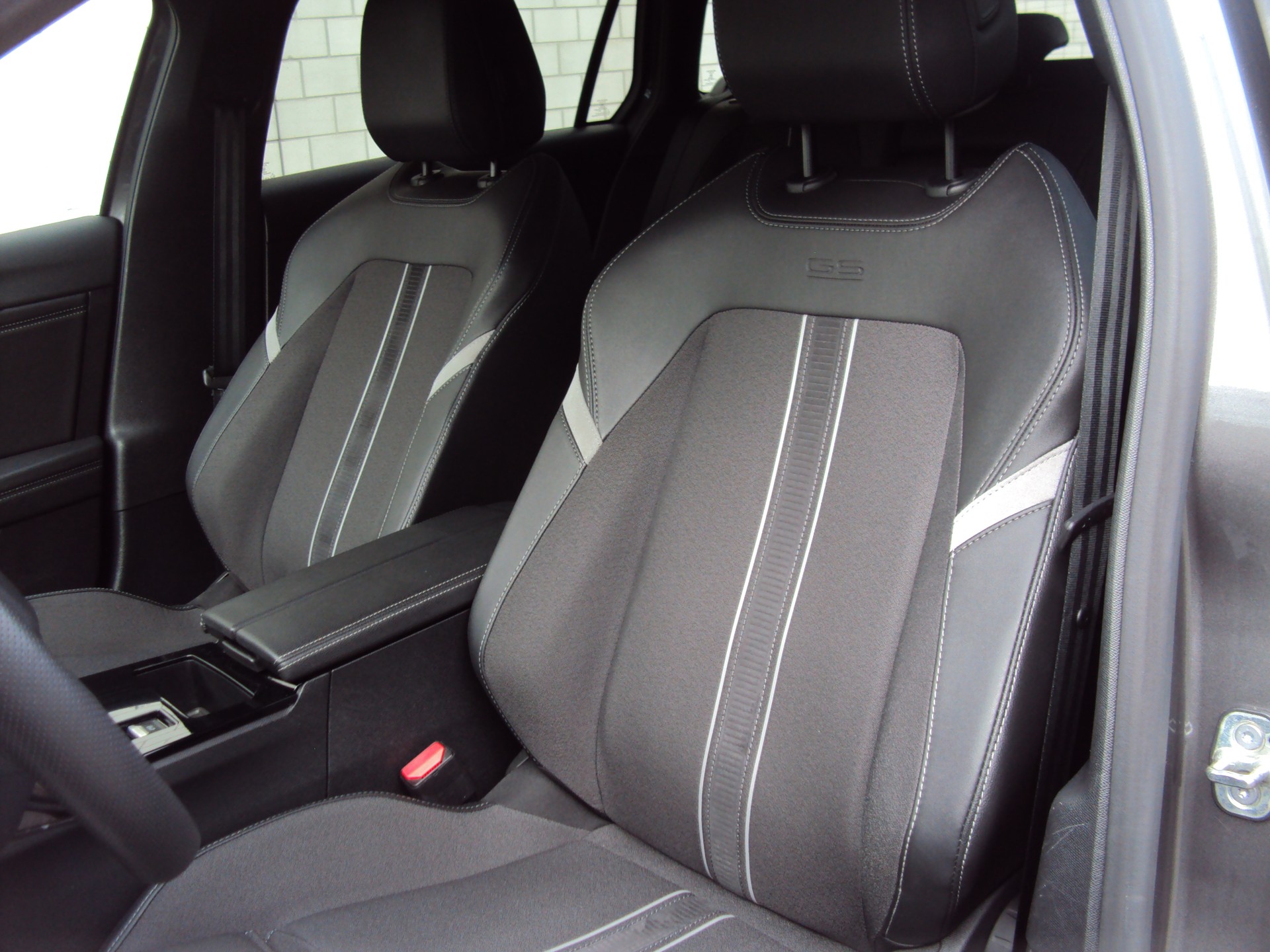 OPEL Astra Sports Tourer 1.6 PHEV Turbo GS A-image-13