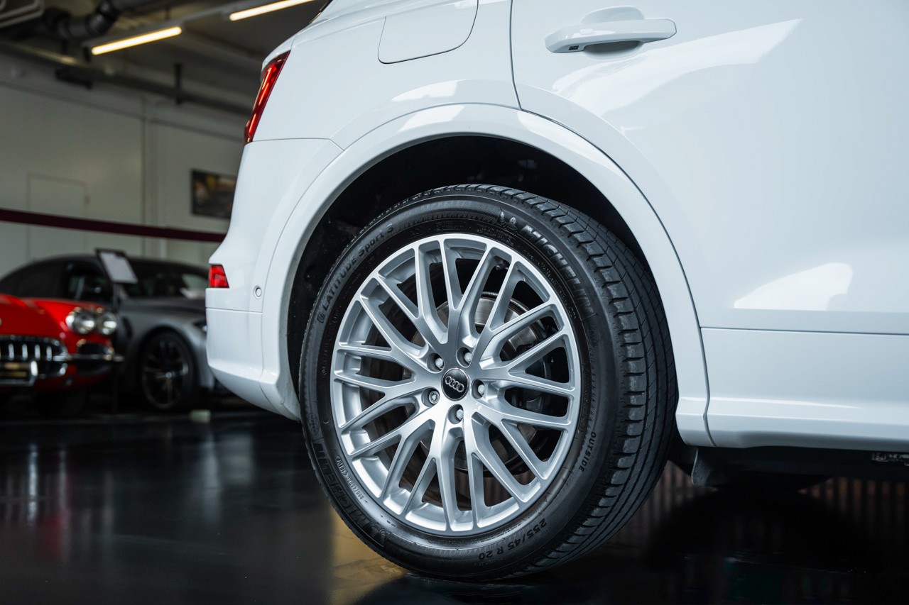 AUDI SQ5 3.0 TFSI quattro S-tronic-image-9
