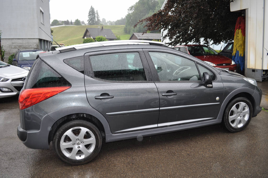 PEUGEOT 207 SW 1.6 16V Outdoor-image-6