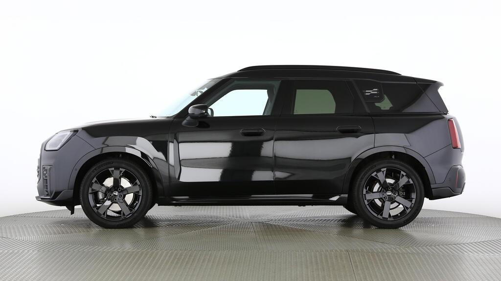 MINI Countryman S ALL4-image-5