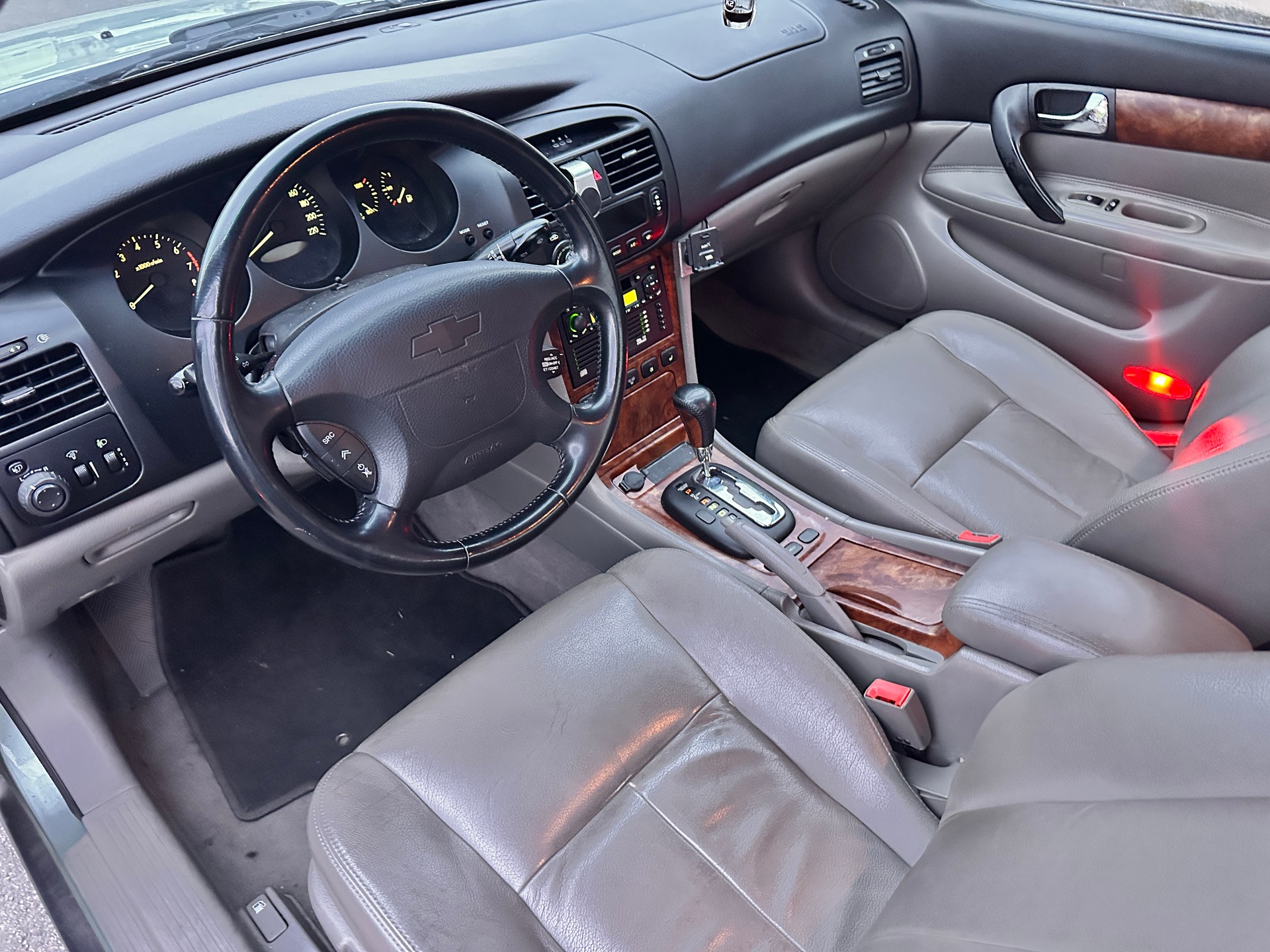 CHEVROLET Evanda 2.0 SX-image-8